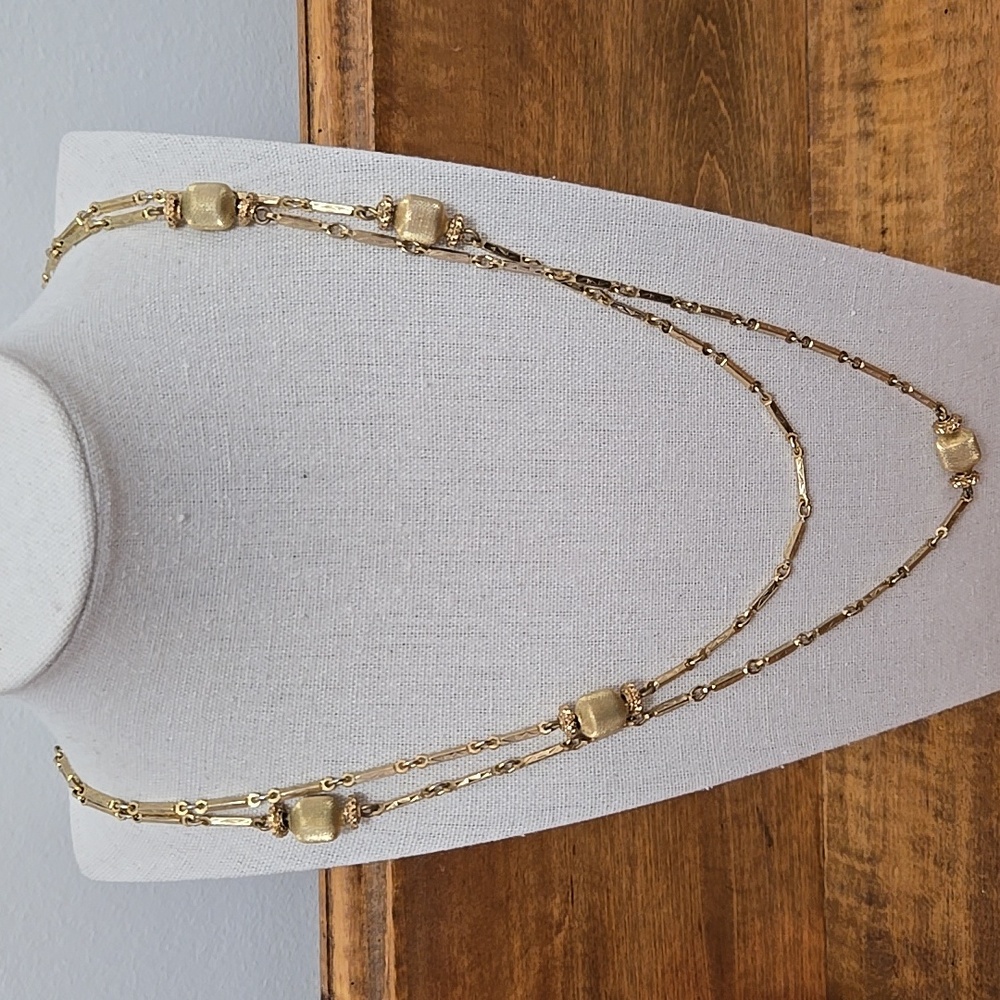 Monet Gold Tone Bar & Barrell Necklace - Picture 2 of 6